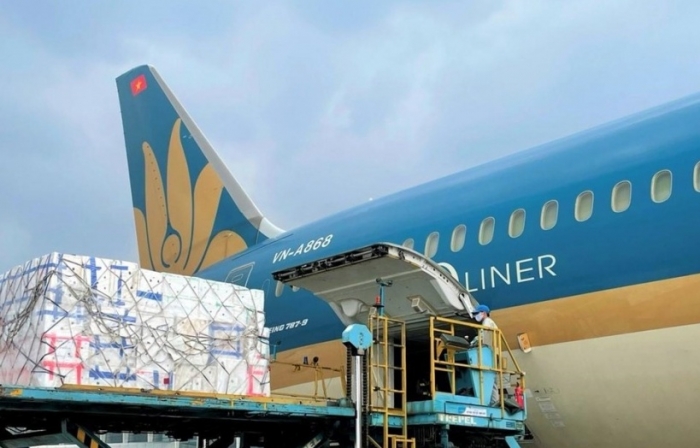 Vận chuyển quả vải đi quốc tế của Vietnam Airlines tăng mạnh