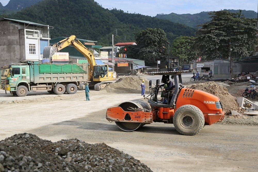 KBNN các cấp đang đồng bộ các giải pháp để góp phần thúc đẩy giải ngân vốn đầu tư công. 	Ảnh: Thuỳ Linh