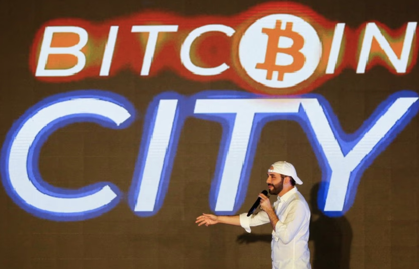 Hai năm trải nghiệm "đắng" với quốc gia đầu tiên biến Bitcoin thành đồng tiền chính thức