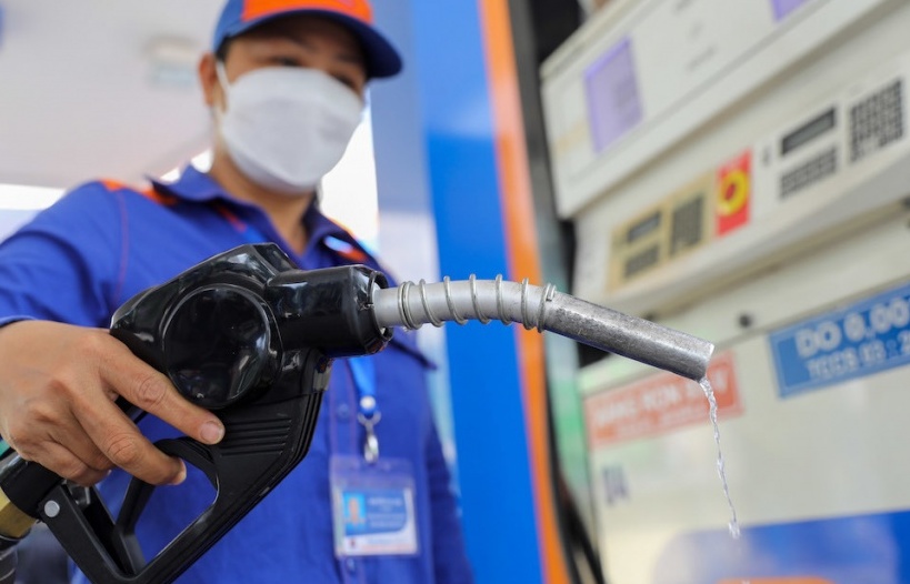Giá xăng dầu tiếp tục tăng trong kỳ điều hành ngày 4/7