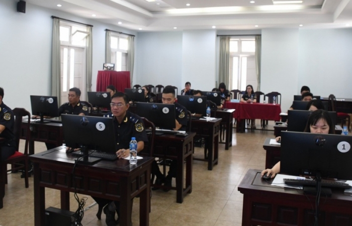 Cục Hải quan Thừa Thiên Huế tổ chức đánh giá năng lực công chức