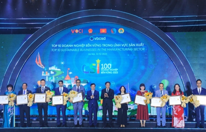 Công bố 100 doanh nghiệp bền vững tại Việt Nam năm 2023