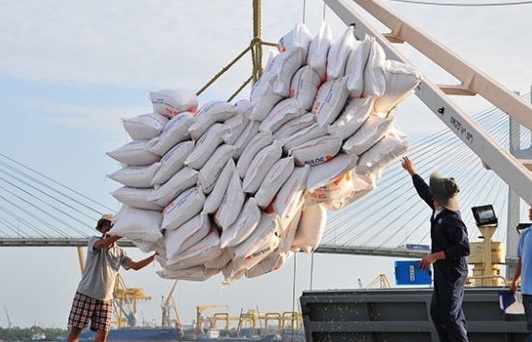 Xuất khẩu gạo đầu năm 2024: Giá tăng, lượng giảm