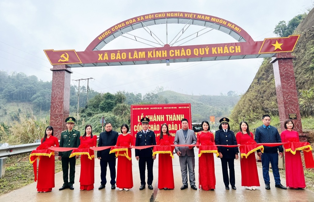 Đảng bộ Hải quan Lạng Sơn khánh thành công trình “Dân vận khéo” đầu tiên của năm 2024