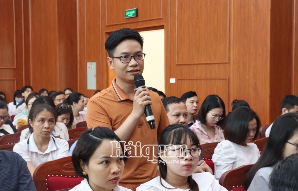 Hải quan Hà Nam Ninh đối thoại tháo gỡ vướng mắc cho doanh nghiệp