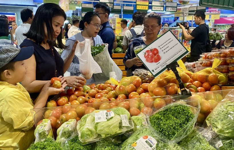 Bộ Công Thương khuyến cáo người dân dự trữ nhu yếu phẩm đủ dùng