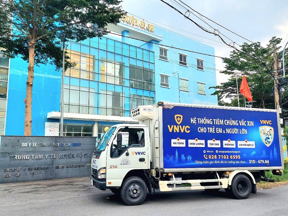 VNVC tiêm nhiều nhất trong ngày đầu chiến dịch tăng cường vắc xin sởi cho trẻ em TPHCM