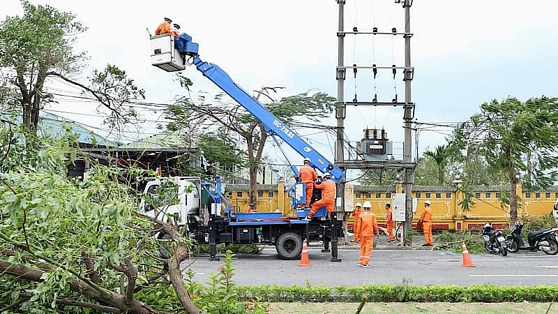 Chính phủ ban hành 6 nhóm nhiệm vụ, giải pháp trọng tâm khắc phục hậu quả bão số 3, đẩy mạnh khôi phục sản xuất kinh doanh