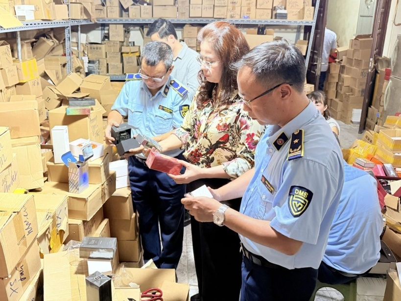 6 tháng đầu năm Hà Nội xử lý 2.068 vụ vi phạm trong lĩnh vực quản lý thị trường