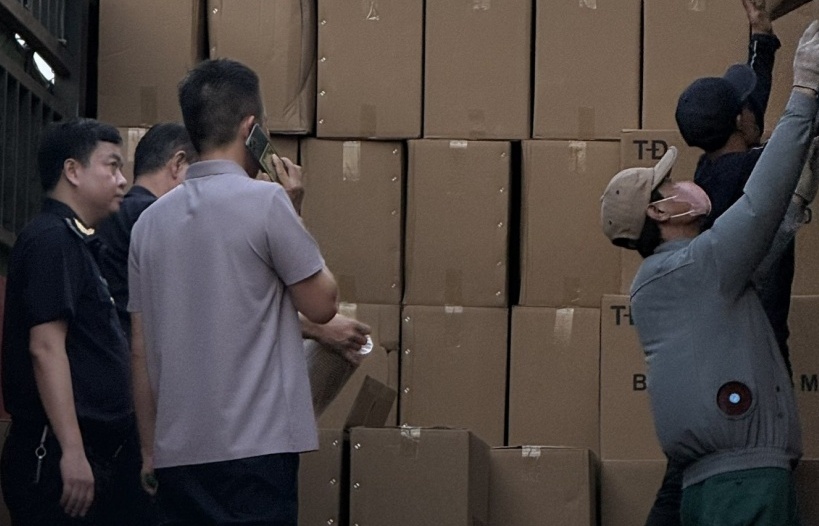 Vụ vận chuyển trái phép 235 kg bạc ở biên giới Lào Cai được triệt phá thế nào?