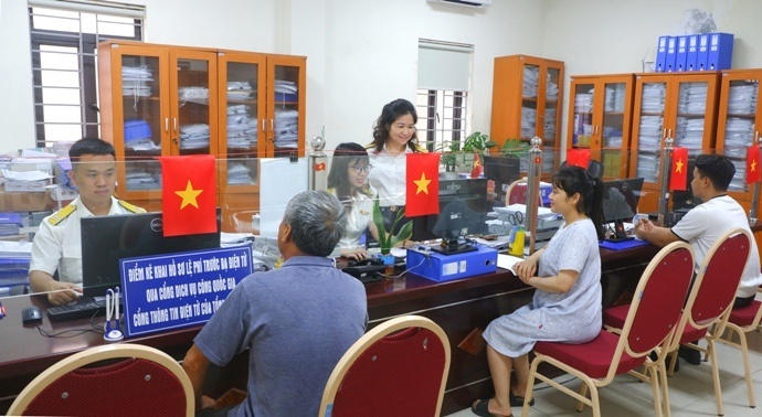 Bài 3: Vận hành theo mô hình chính quyền 2 cấp: Ghi nhận từ Thuế thành phố Hà Nội