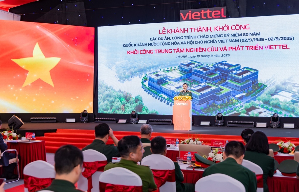 Viettel đầu tư 1 tỷ USD khởi công hai công trình trọng điểm quốc gia