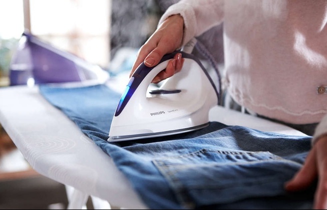 Mã số HS hàng nhập khẩu đối với mặt hàng bàn là hơi nước công nghiệp