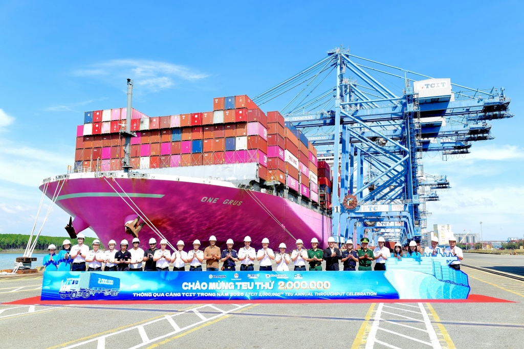 Cảng quốc tế Tân cảng – Cái Mép: Vượt mốc 2 triệu Teu lần thứ 3 Hành trình tiên phong- vượt sóng vươn xa