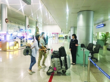 Hải quan sân bay quốc tế Tân Sơn Nhất sẵn sàng đón khách dịp Tết