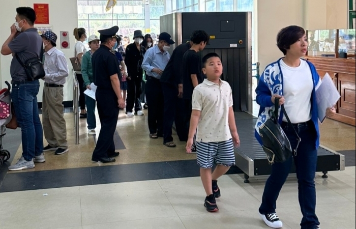 Hải quan Quảng Ninh: Quản lý chặt xuất nhập cảnh để ngăn hàng thẩm lậu