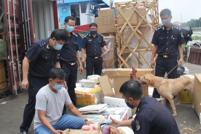 Hải quan TP Hồ Chí Minh: Triển khai loạt giải pháp chống buôn lậu, gian lận thương mại cuối năm