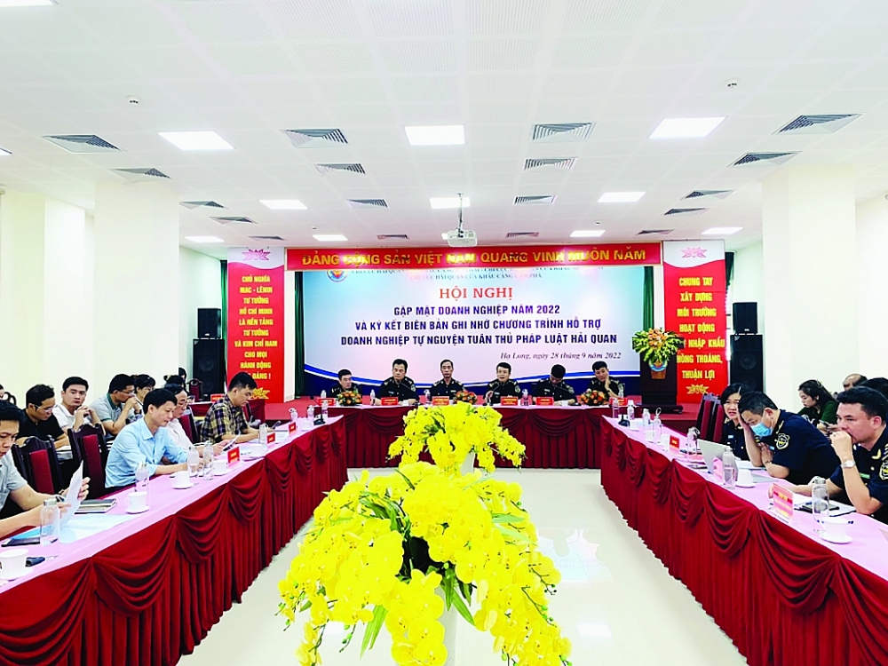 Doanh nghiệp tiếp tục “đo” chất lượng phục vụ của Hải quan Quảng Ninh