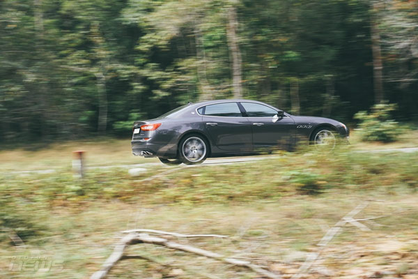 maserati quattrosprte sedan the thao cho nguoi me toc do