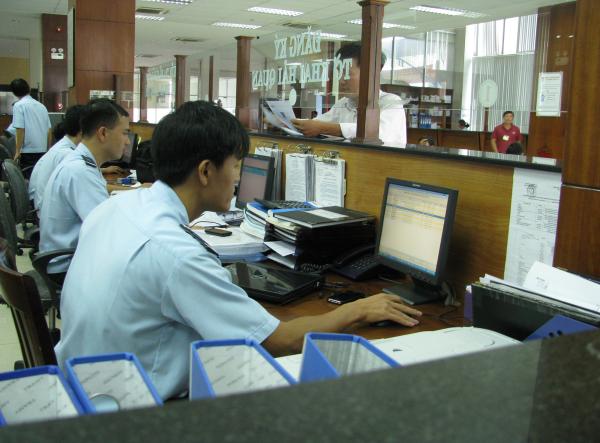 hai quan ba ria vung tau thu ngan sach giam manh theo gia dau