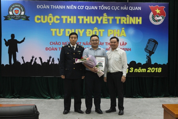 an tuong cuoc thi thuyet trinh tu duy dot pha cua thanh nien hai quan