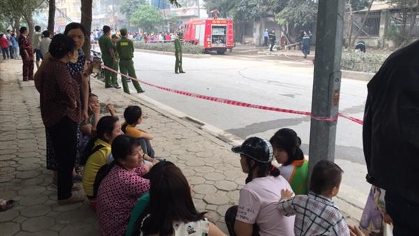 ha noi cho quang bi thieu rui sau dam chay