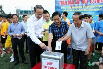 hai quan ha tinh giao luu bong da gay quy tu thien