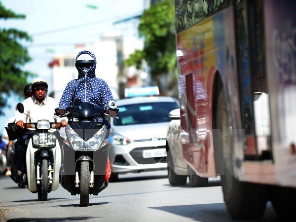 ha noi xuat hien nang nong nhiet do cao nhat dat 36 do c