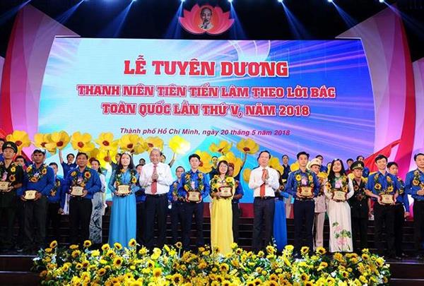 tuyen duong thanh nien tien tien lam theo loi bac toan quoc lan nam 2018