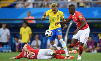 neymar khong du buoi tap voi tuyen brazil