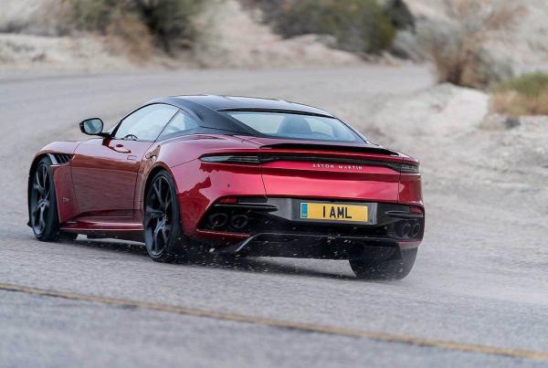 ra mat sieu xe aston martin dbs superleggera ke nhiem vanquish s