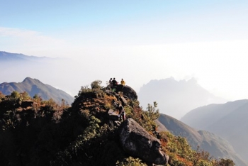 3 ngay chinh phuc bach moc luong tu