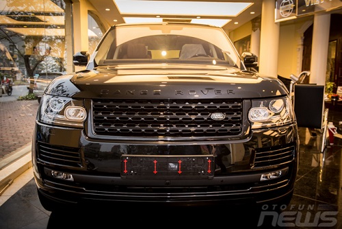 can canh range rover autobiography lwb hybrid dau tien tai viet nam