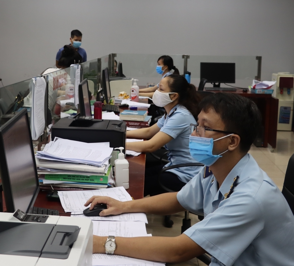 42 doanh nghiệp nợ thuế gần 400 tỷ đồng tại Hải quan Lào Cai