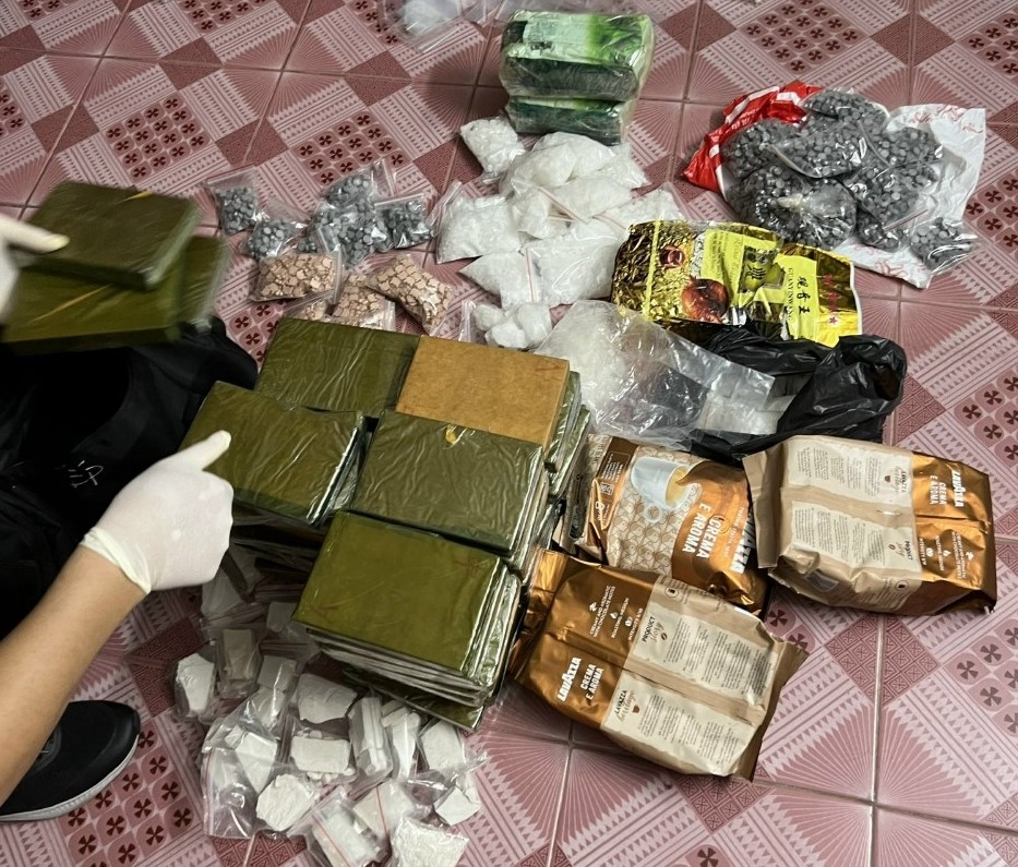 Hải quan tham gia bắt giữ hơn 1 tấn ma túy
