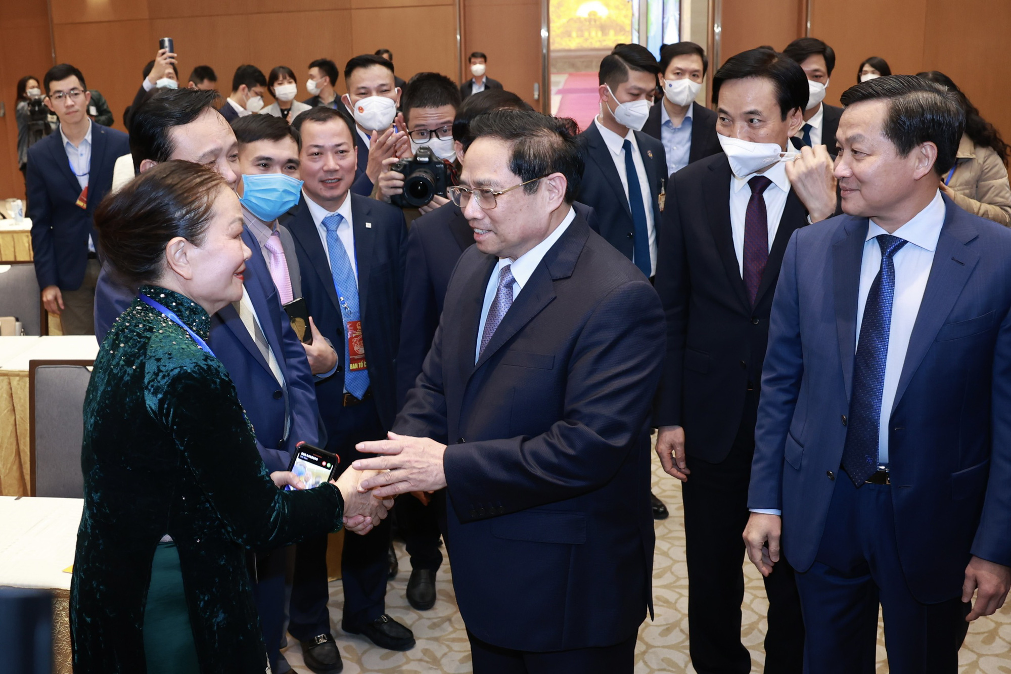 Thủ tướng Phạm Minh Chính: Chính phủ sẽ có giải pháp để "đường về quê gần hơn" với kiều bào