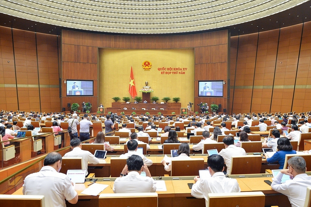 Quốc hội nghe các Báo cáo về quyết toán ngân sách nhà nước năm 2021. Ảnh: Quochoi.vn