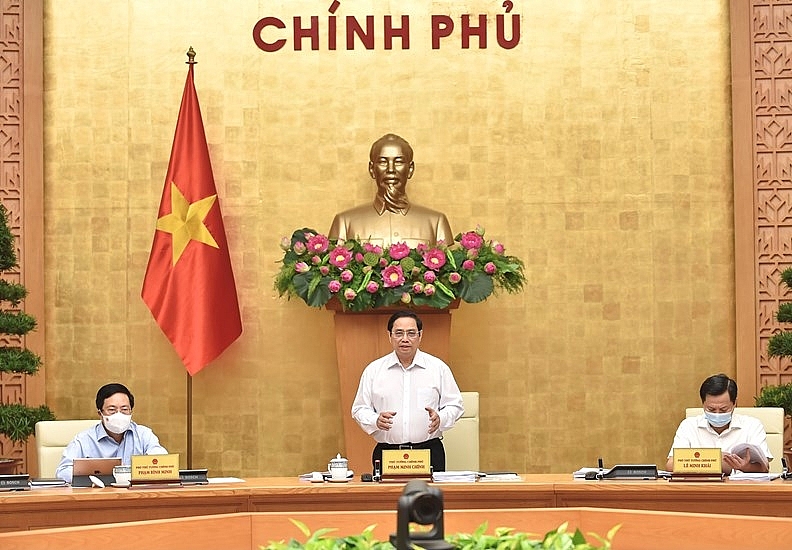 Thủ tướng Chính phủ Phạm Minh Chính chủ trì phiên họp Chính phủ thường kỳ tháng 8/2021. Ảnh: VGP