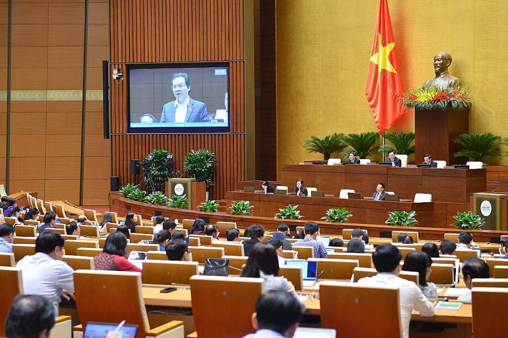 Đại biểu Quốc hội đóng góp ý kiến cho dự án Luật Giá (sửa đổi). Ảnh: Quochoi.vn