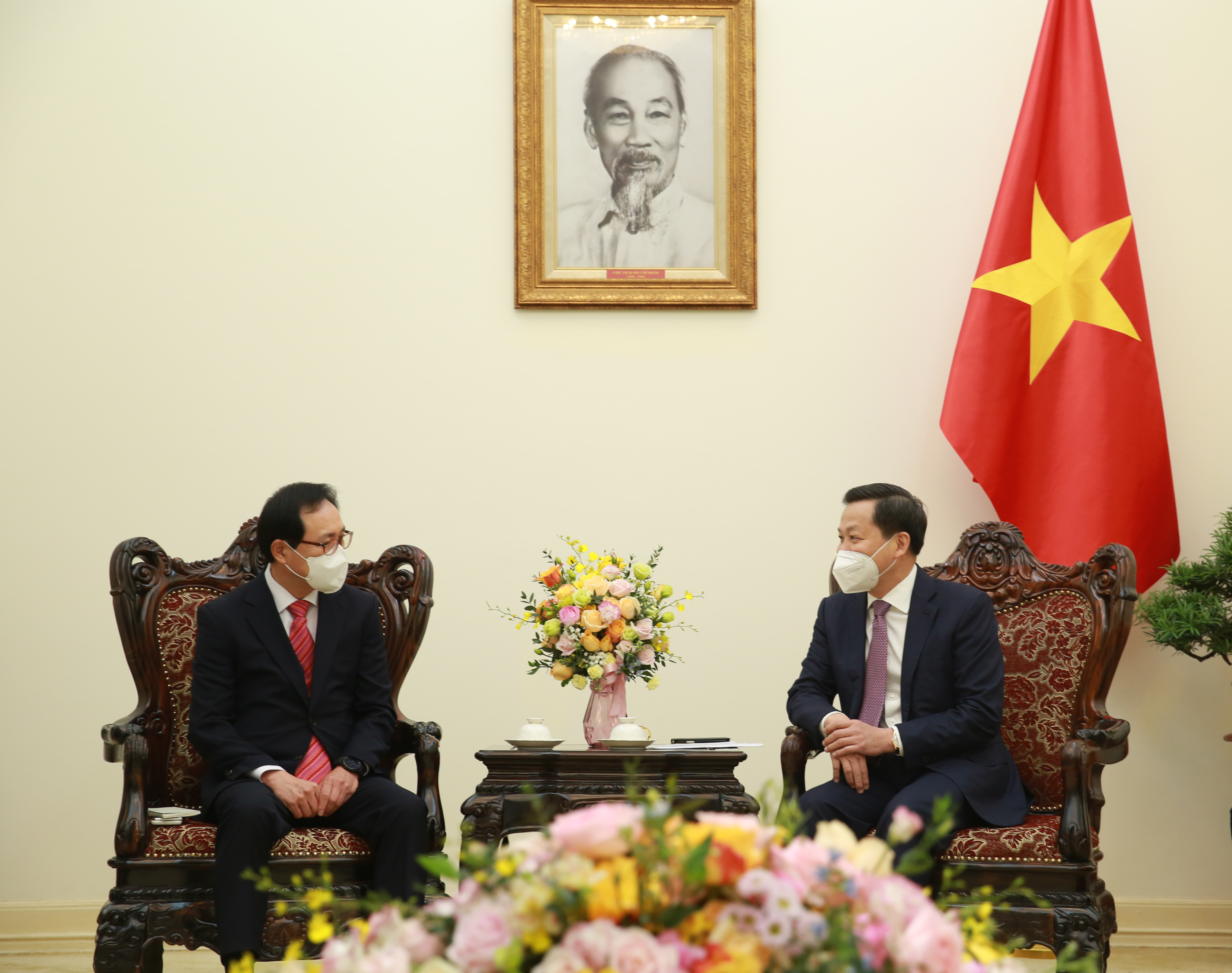 Phó Thủ tướng Lê Minh Khái tiếp Tổng Giám đốc Tổ hợp Samsung Việt Nam