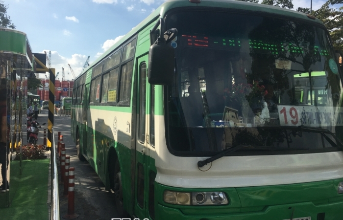 TPHCM tạm dừng hoạt động xe ô tô công nghệ, xe taxi, xe buýt từ ngày 20/6