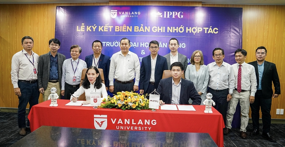 Tập đoàn IPPG và Đại học Văn Lang hợp tác phát triển chương trình giáo dục AI-Robotics