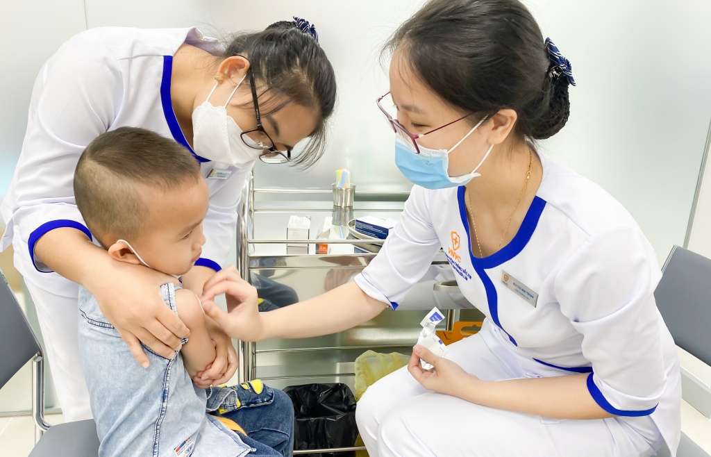 Lộ trình tăng số lượng vắc xin trong chương trình tiêm chủng mở rộng 2021-2030