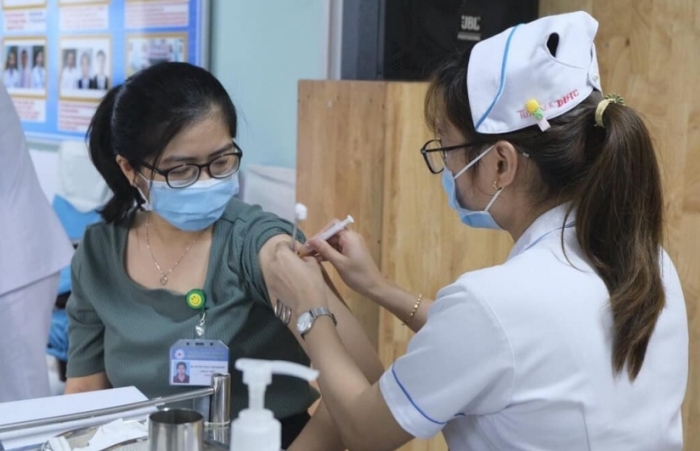 TPHCM: Chưa triển khai tiêm vắc xin Sinopharm, đang chờ Bộ Y tế thẩm định