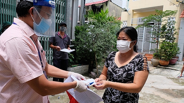 Người dân quận Bình Thạnh, TPHCM nhận hỗ trợ đợt 2
