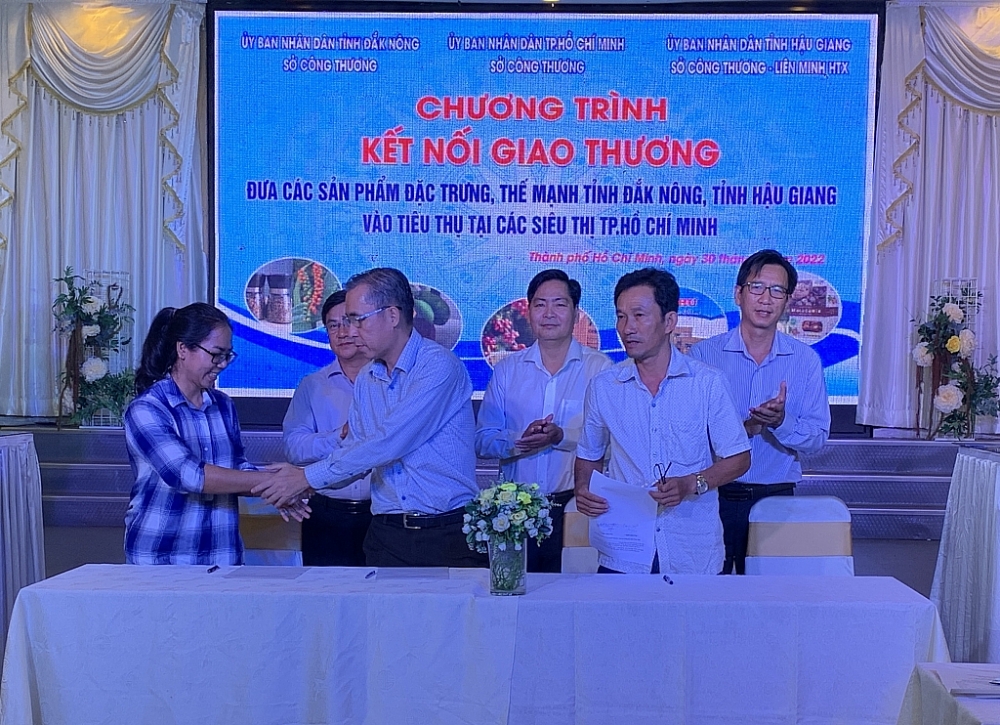 Kết nối nông sản Đắk Nông, Hậu Giang vào các siêu thị TPHCM