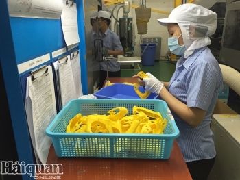Căng thẳng thương mại Mỹ - Trung ảnh hưởng tới ngành sản xuất Việt Nam