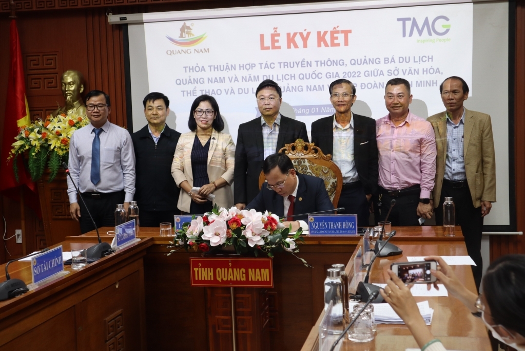 Ký kết hợp tác quảng bá Năm Du lịch Quốc gia 2022 và Du lịch Quảng Nam