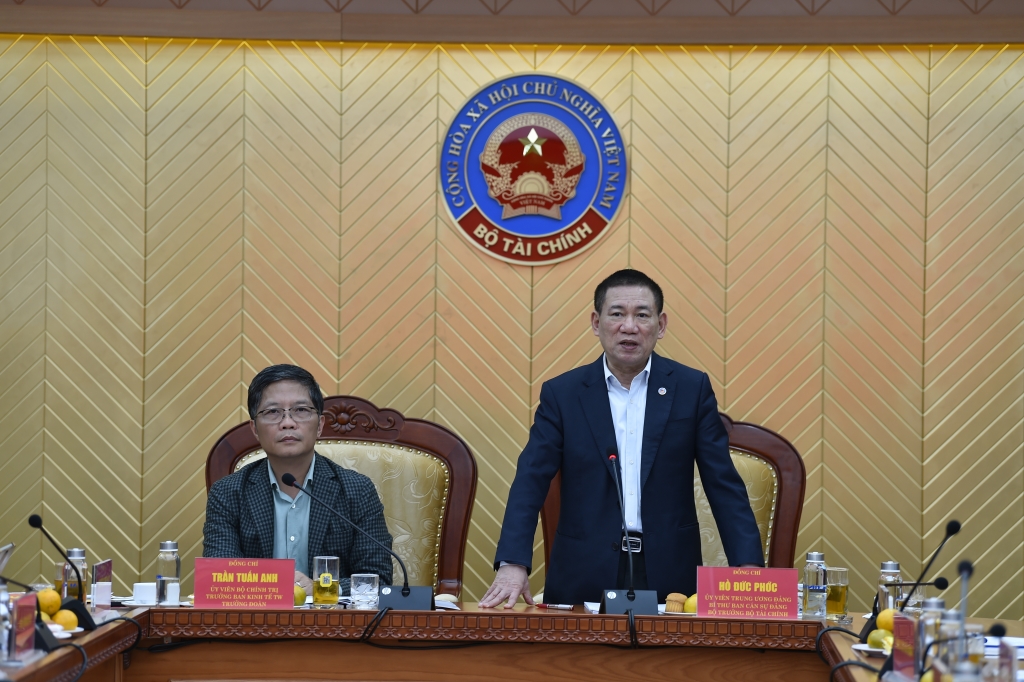 Bộ Tài chính tổng kết 10 năm thực hiện Nghị quyết Trung ương 8 khóa XI