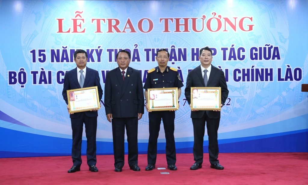 Tiếp tục tăng cường, thúc đẩy quan hệ hợp tác giữa Bộ Tài chính Việt Nam – Lào phát triển bền vững